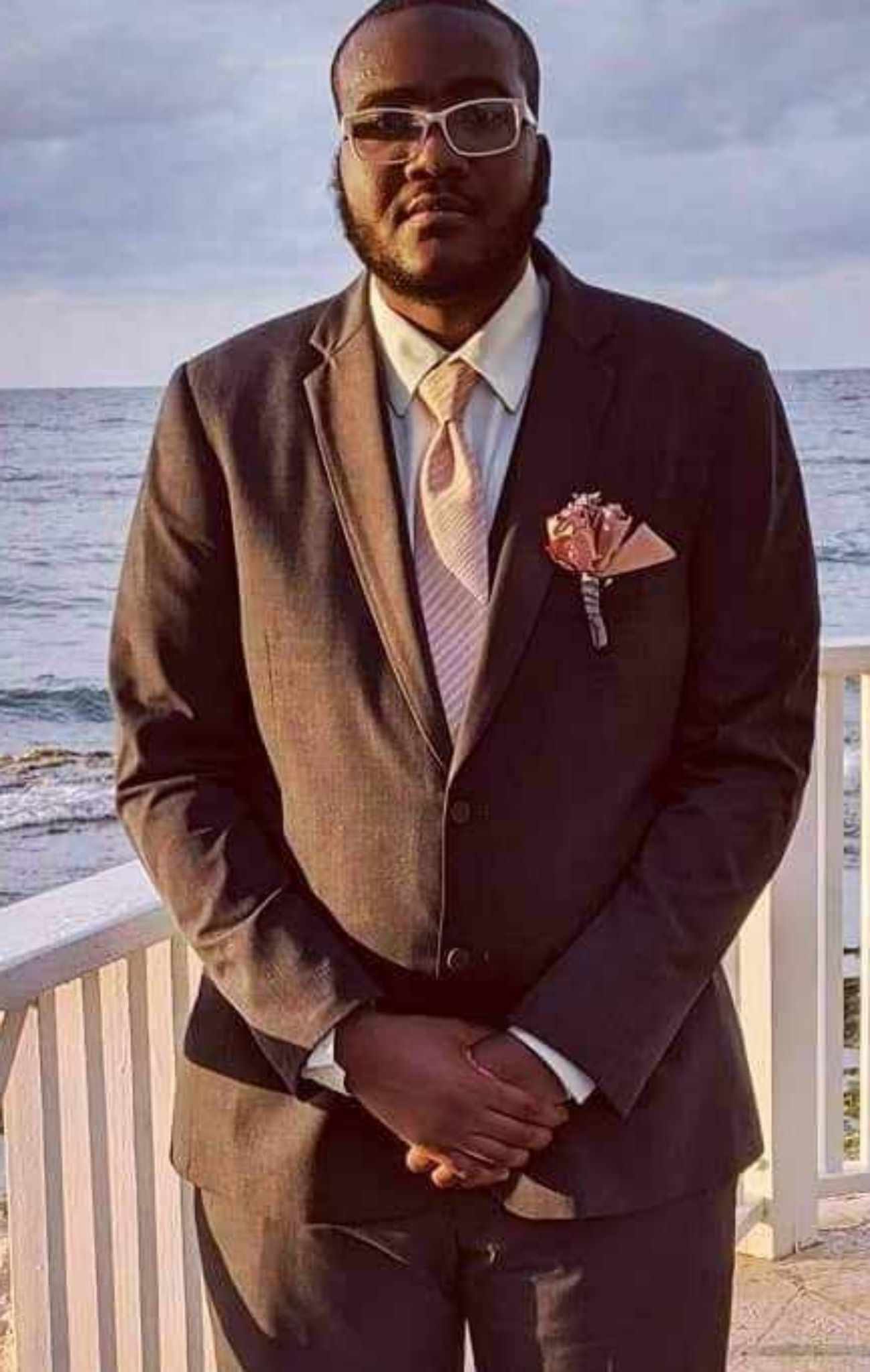 A picture of Xavier Dextra, looks kinda funny